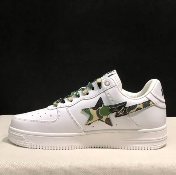 Bape Other - NIB Brown/Green Camo Bapestas